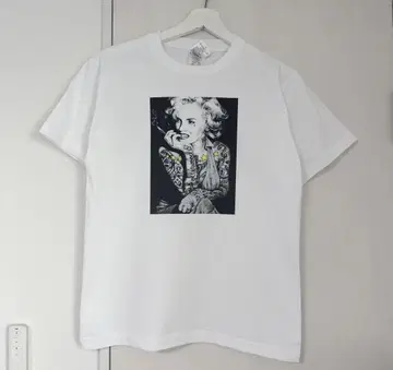 MarilynMonroe 마릴린 먼로 타투 별 티셔츠 새상품 무료배송