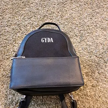GYDA 블랙 미니 백팩