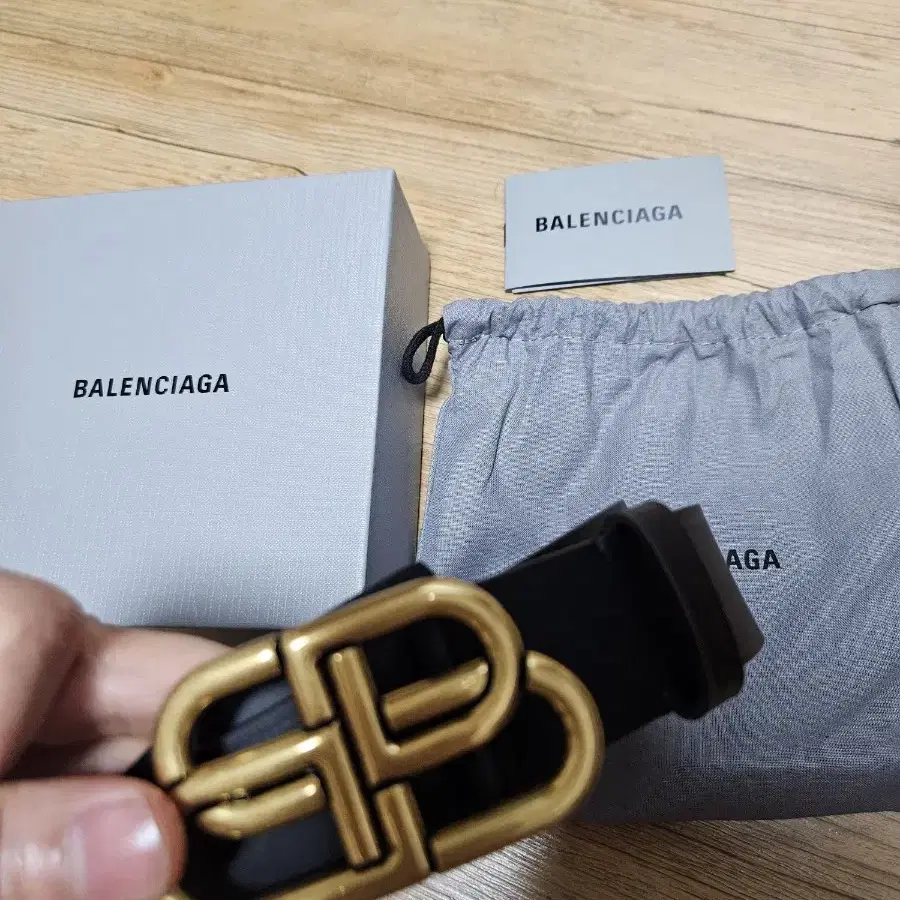 【関税込み】Balenciaga ブラック Bottle Opener D Ring ベルト BALENCIAGA | 발렌시아가 [OS] Balenciaga Bottle Opener D-Ring