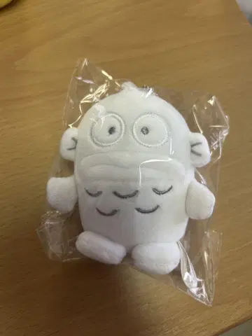 아베일 산리오 화이트 한교동 마스코트 참