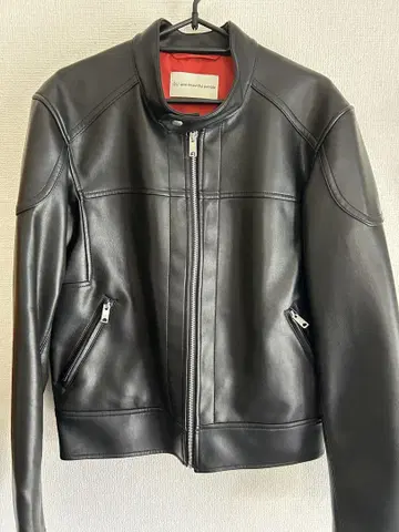 블랙 가죽 자켓