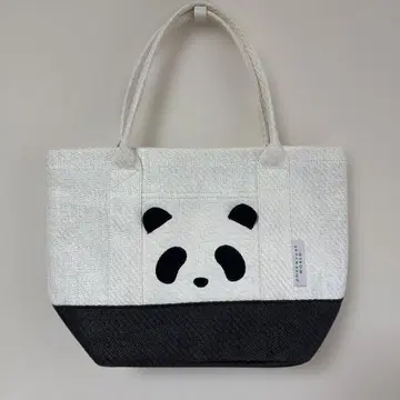 팬더 백 어드벤처 월드