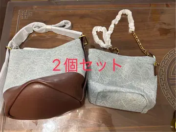2개 세트 그레이와 브라운 숄더백