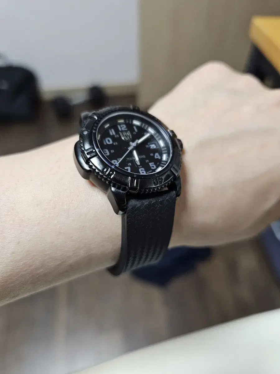 Luminox 7250 Sapphire Glass