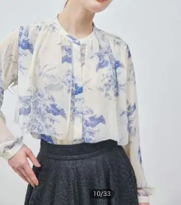 미사용에 가까운 ROPE 로페 에디터 미키 나호 씨 콜라보 블라우스
