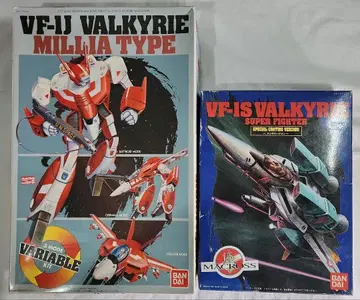 1/72 '마크로스 / 가변 발키리 밀리아 타입 & 슈퍼 파이터' 반다이