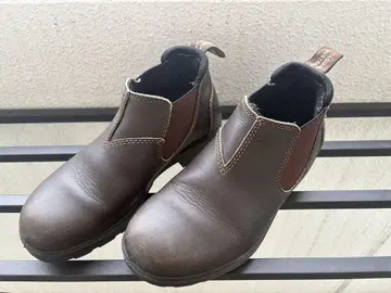 Blundstone 브라운 로우 컷 사이드 고어 UK3