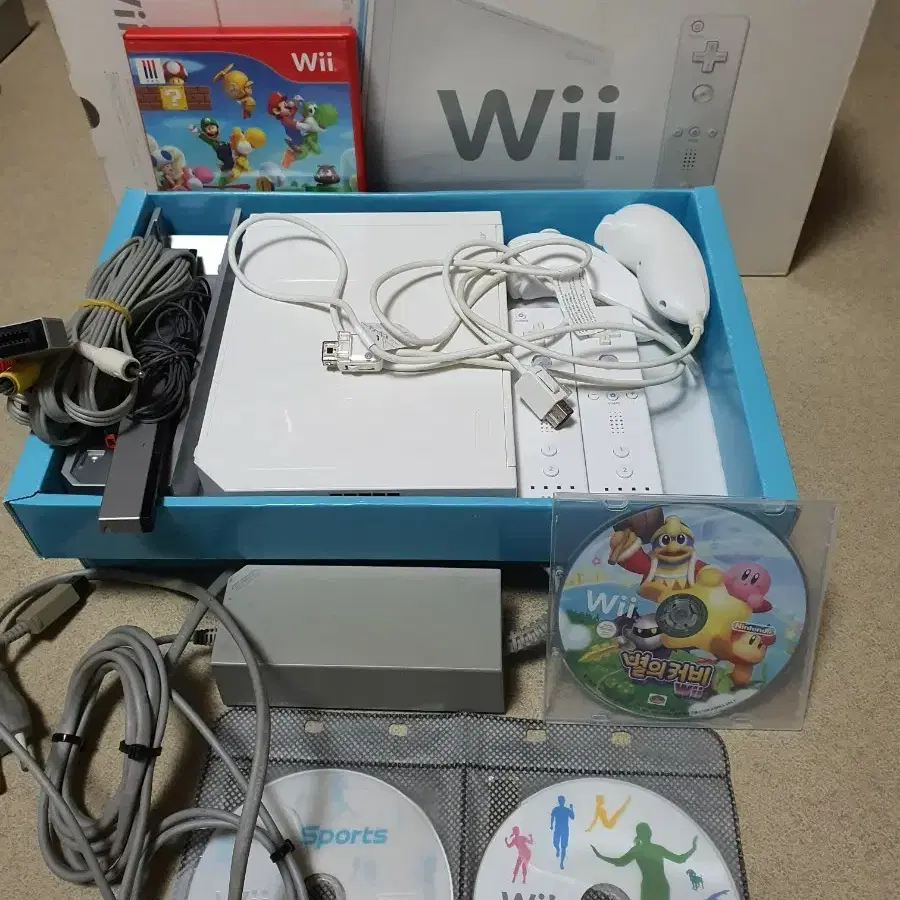 任天堂Wii☆2プレイヤーセット品 NINTENDO | 닌텐도 Nintendo Wii 2-Person Set (All Authentic