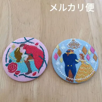 디즈니 자수 캔뱃지 잠자는 숲속의 미녀 미녀와 야수 2종 세트