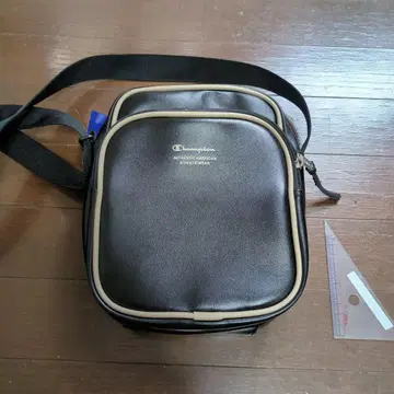 챔피온 블랙 숄더백 미디엄