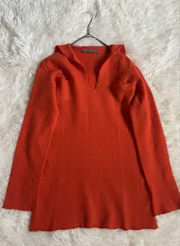 생기 넘치는 오렌지 umii908 45R 압축 울 풀오버 V넥