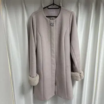A Sors de mode 얇은 핑크 롱 코트
