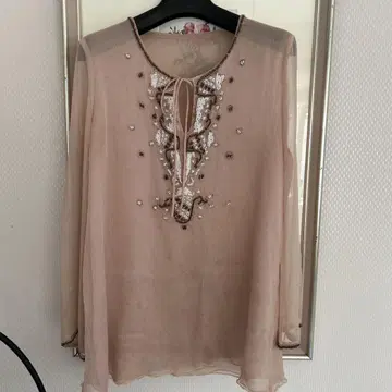 디노스 비즈 자수 쉬폰 긴팔 셔츠 (새상품급)