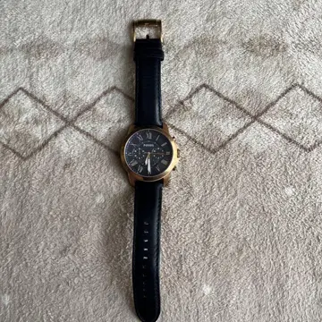 FOSSIL 크로노그래프 블랙 다이얼 시계