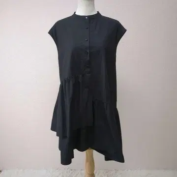 DAMA collection 슬리브리스 비대칭 블라우스 블랙 M