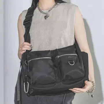 JEANASIS 나일론 더블 포켓 바디 백 숄더백