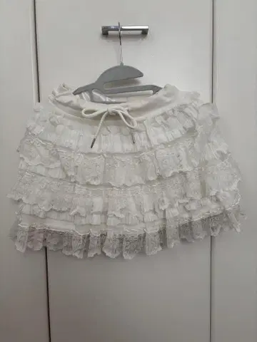 다리치 레이스 미니 스커트 인 팬 포함