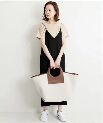 새상품급 IENA 코튼 플라이 라운드 테일 롱 T 풀오버