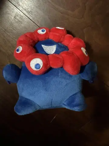파랑과 빨간색 캐릭터 봉제 인형 약 10cm