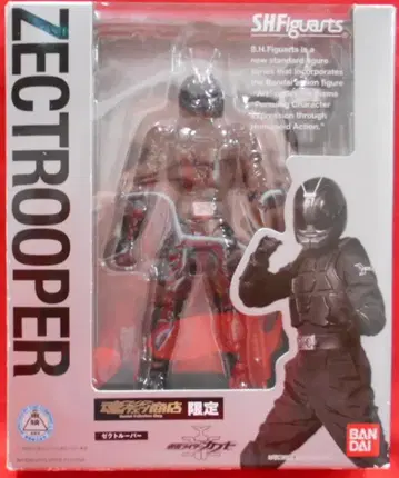 반다이 S.H.Figuarts 가면라이더 카부토 제크트루퍼
