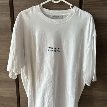 UNIVERSAL PRODUCTS 화이트 티셔츠