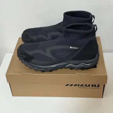Mizuno GORE-TEX 트레일 스니커즈 블랙