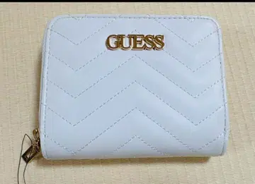 GUESS 화이트 접이식 지갑