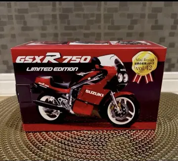 GSX-R750 Mini Replica 세계의 명차 시리즈 vol.42