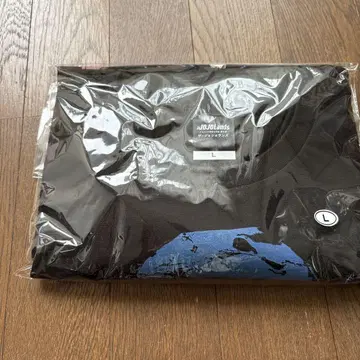 The 죠죠 랜즈 티셔츠 L 사이즈