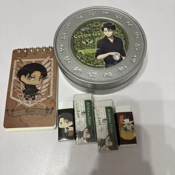 진격의 거인 리바이 병장 굿즈 세트