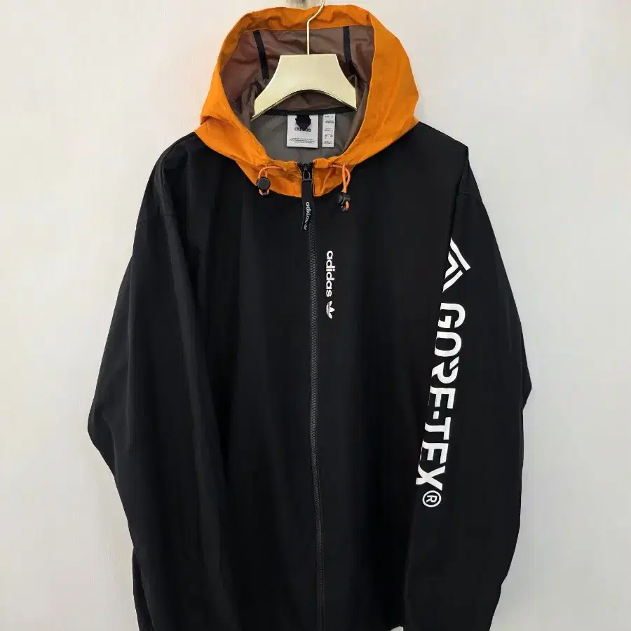 THE NORTH FACE -ザノースフェイス GORE-TEX ジャケット ADIDAS | 아디다스 20 years Adidas Women's Windbreaker Jacket
