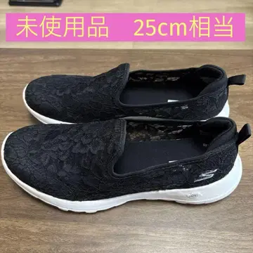 Skechers 블랙 레이스 스니커즈