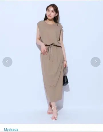 Mystrada 백 시어 컷 원피스 모카