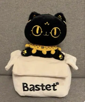 대영 박물관  말하는 고양이 봉제 인형 (앵무새)