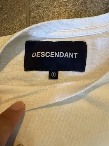 DESCENDANT 그래픽 티셔츠 사이즈 3