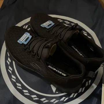 SKECHERS 스케쳐스 새상품 블랙 23.5cm