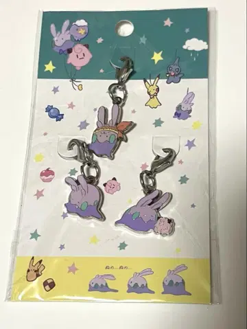 포켓몬 누메라의 메탈 참 세트입니다.