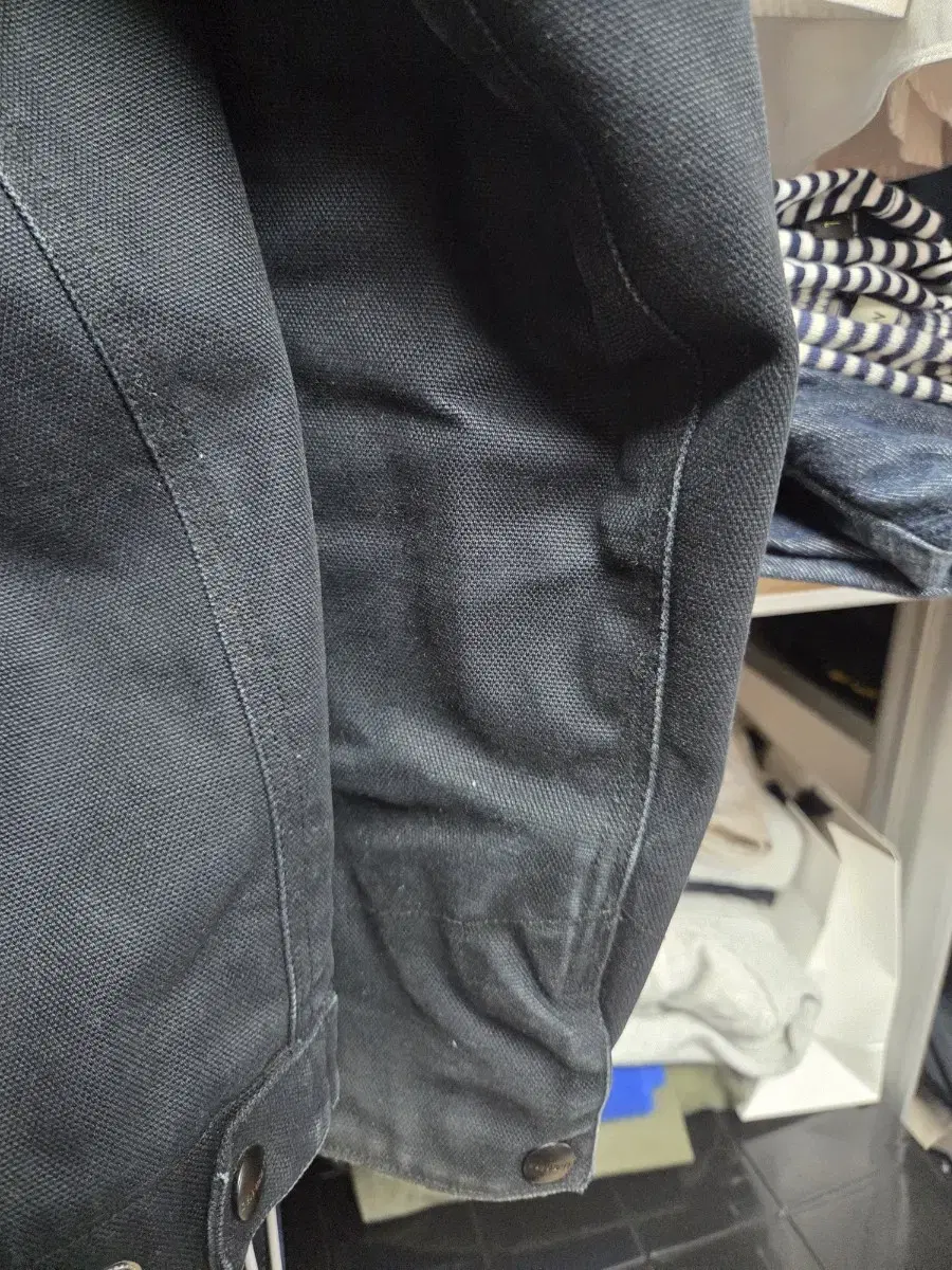 thumbnail-4