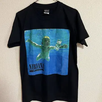 NIRVANA 티셔츠