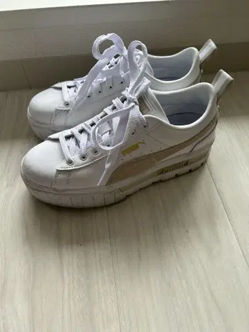 푸마 스니커즈 23.5cm