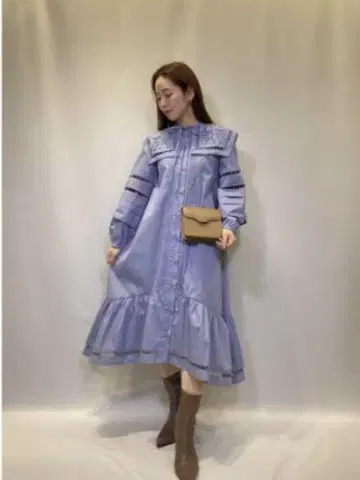 SNIDEL 펀칭 레이스 빅 칼라 원피스