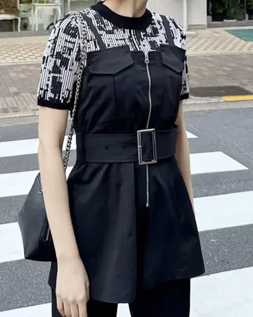 MURUA 디자인 뷔스티에 탑