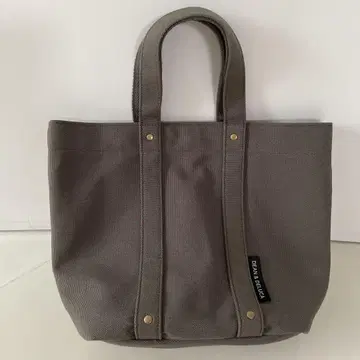 DEAN & DELUCA 그레이