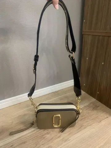 Marc Jacobs 베이지 숄더백