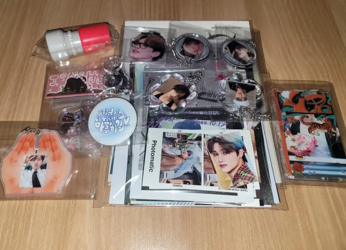 Ateez unofficial goods bulk wts