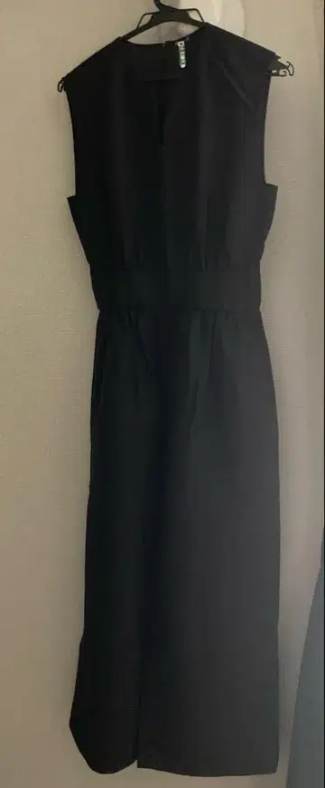 컨디션 최상] Ballsey 린넨 코튼 허리 개더 올인원 블랙