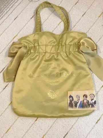 Maison de FLEUR 토트백 마호스테 (혜택 브로마이드 포함)