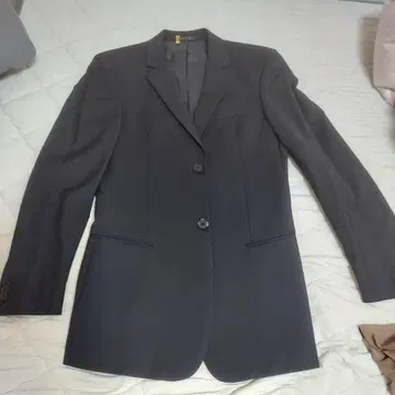 Emporio Armani 블랙 자켓