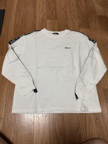 Boka nii 화이트 긴팔 티셔츠 F