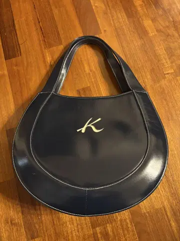 KITAMURA 키타무라 네이비 가죽 핸드백 라운드형